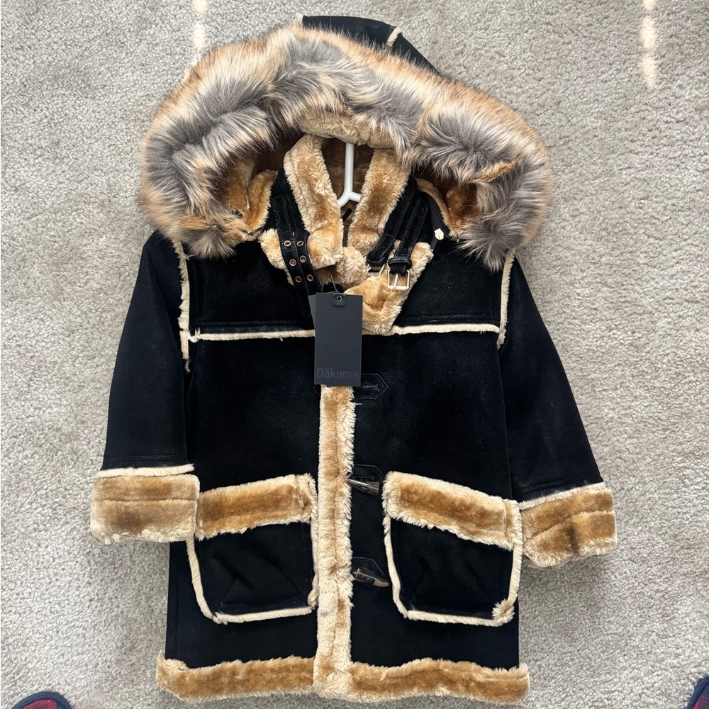 Black and Tan Faux Fur Trimmed Coat Unisex sz 5